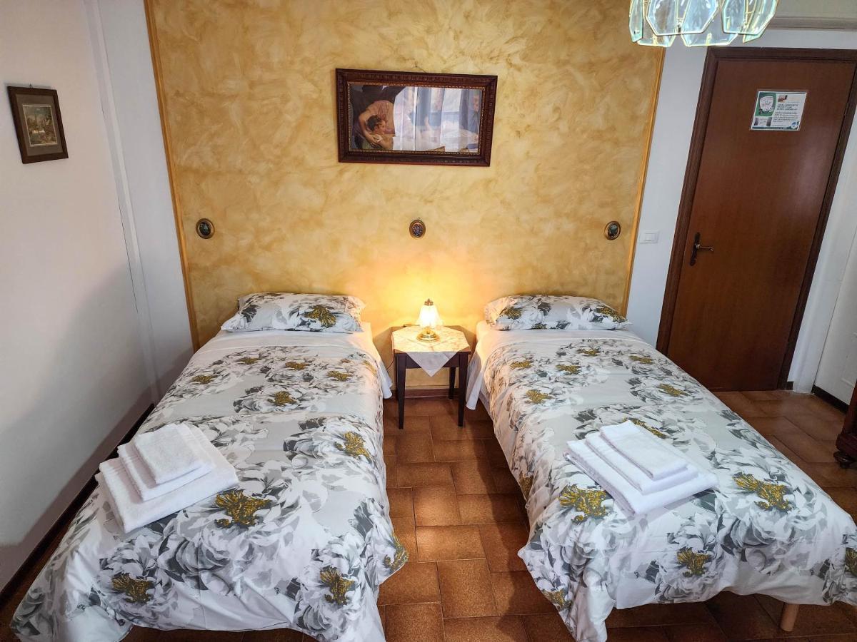 Gold B&B Ravarino Екстериор снимка