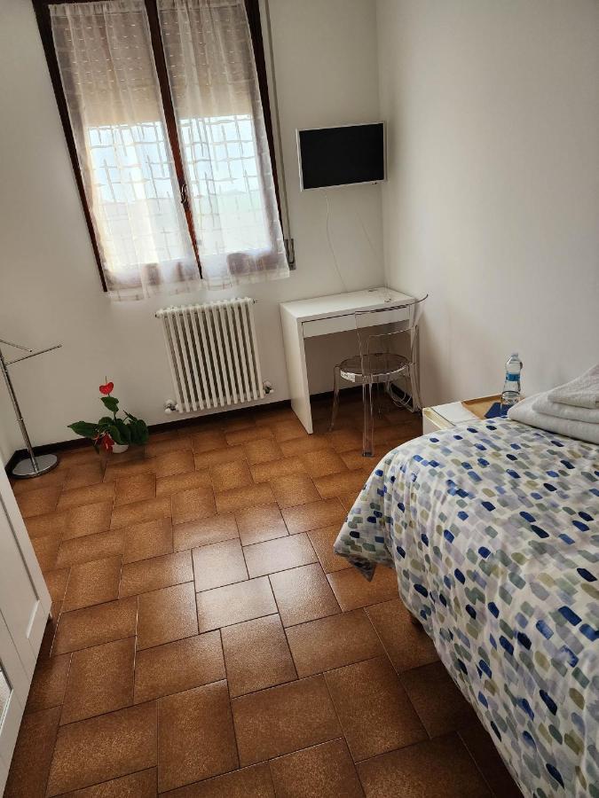 Gold B&B Ravarino Екстериор снимка