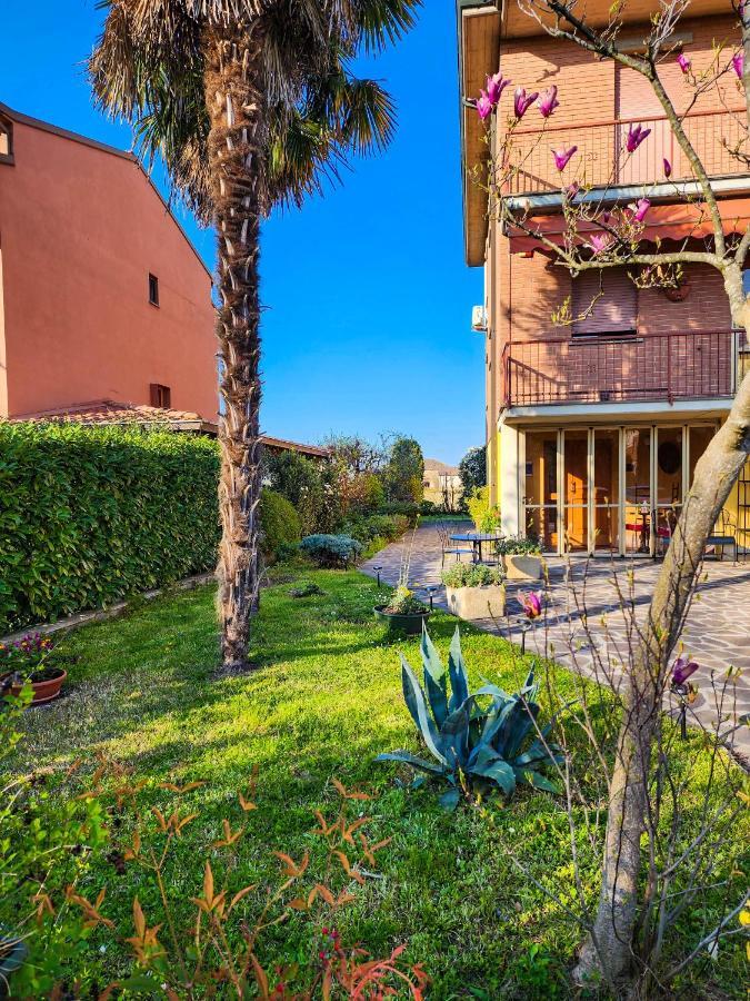 Gold B&B Ravarino Екстериор снимка